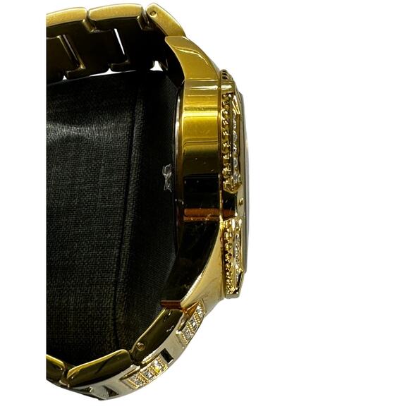 GUESS Unisex Gold-Tone Stainless Steel Bracelet Watch 40mm - Picture 11 of 13